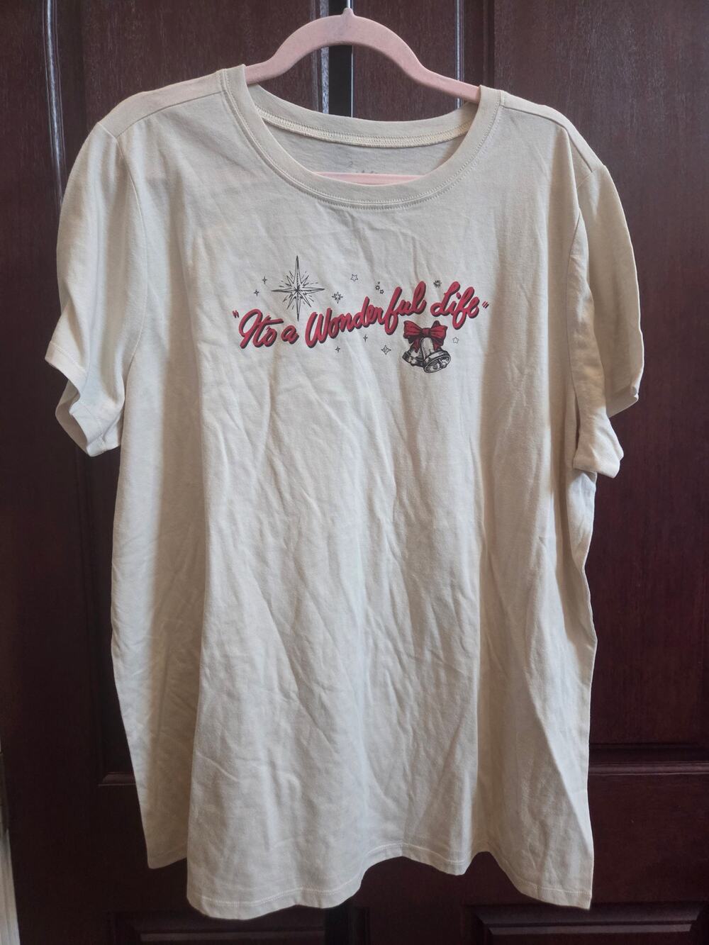 NWOT Torrid Size 2 It’s a Wonderful Life Christmas Graphic-T